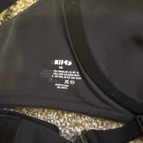 Skims Underwire Bras (2) - 36C - Picture 2 of 5